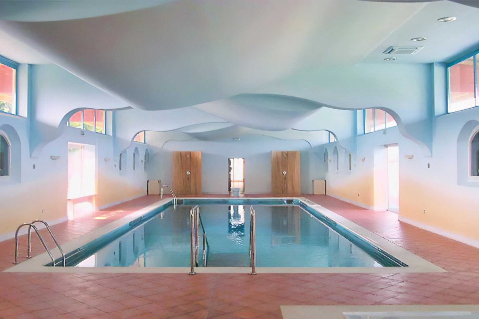 spazi per lo sport - progetto ex scuderie, piscina, interni